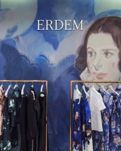 ERDEM AT SELFRIDGES POP-UP IMMERSIVE EXPERIENCE ART FASHION MOD MAGAZINE