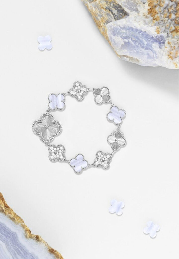 VAN CLEEF & ARPELS REVINVENTED ALHAMBRA COLLECTION MOD Magazine
