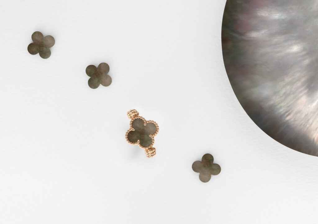 VAN CLEEF & ARPELS REVINVENTED ALHAMBRA COLLECTION MOD Magazine