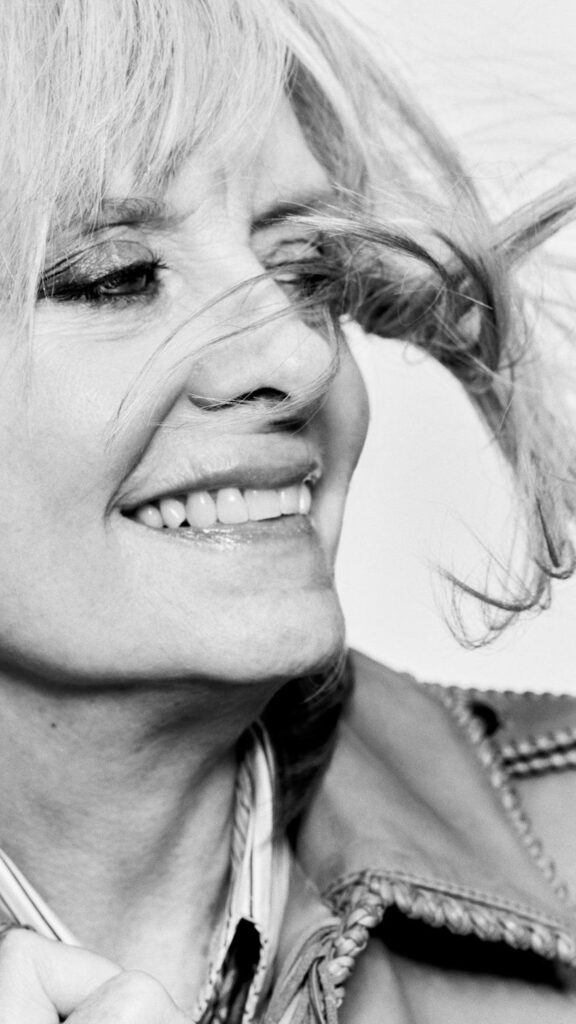 Twiggy Burberry 2026 - MOD Magazine