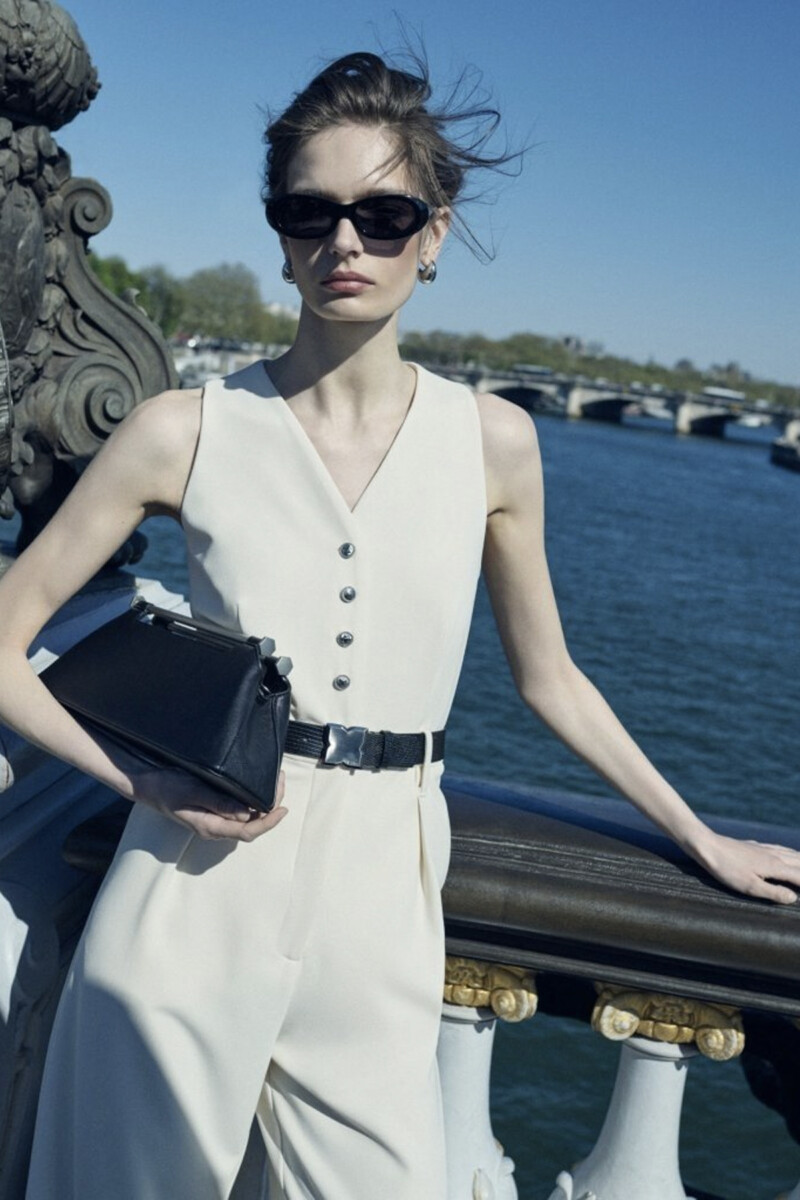 BCBG Fall 2025 Campaign MOD Magazine