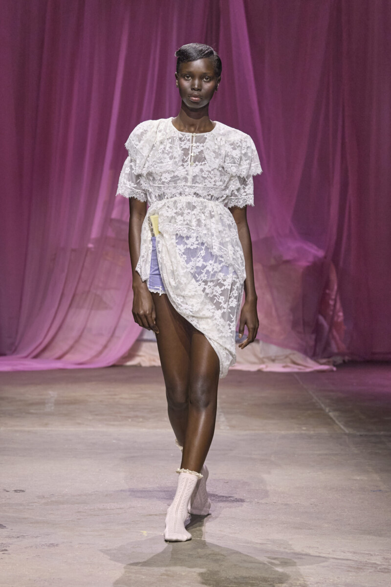 180 Strand London, 19th September 2026. A model walks in the Yuhan Wang Runway Show. © Olu Ogunshakin / Chris Yates Media