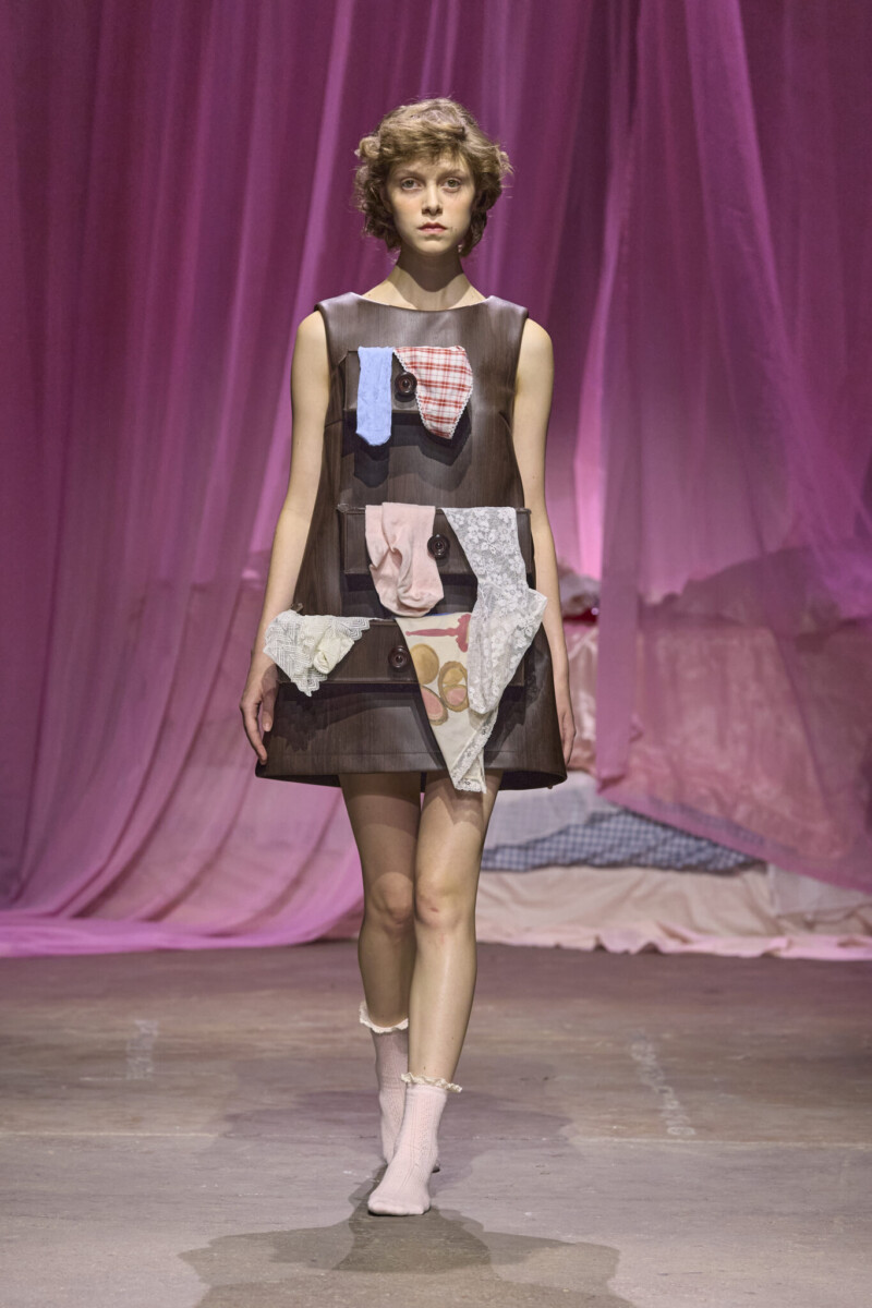 180 Strand London, 19th September 2026. A model walks in the Yuhan Wang Runway Show. © Olu Ogunshakin / Chris Yates Media