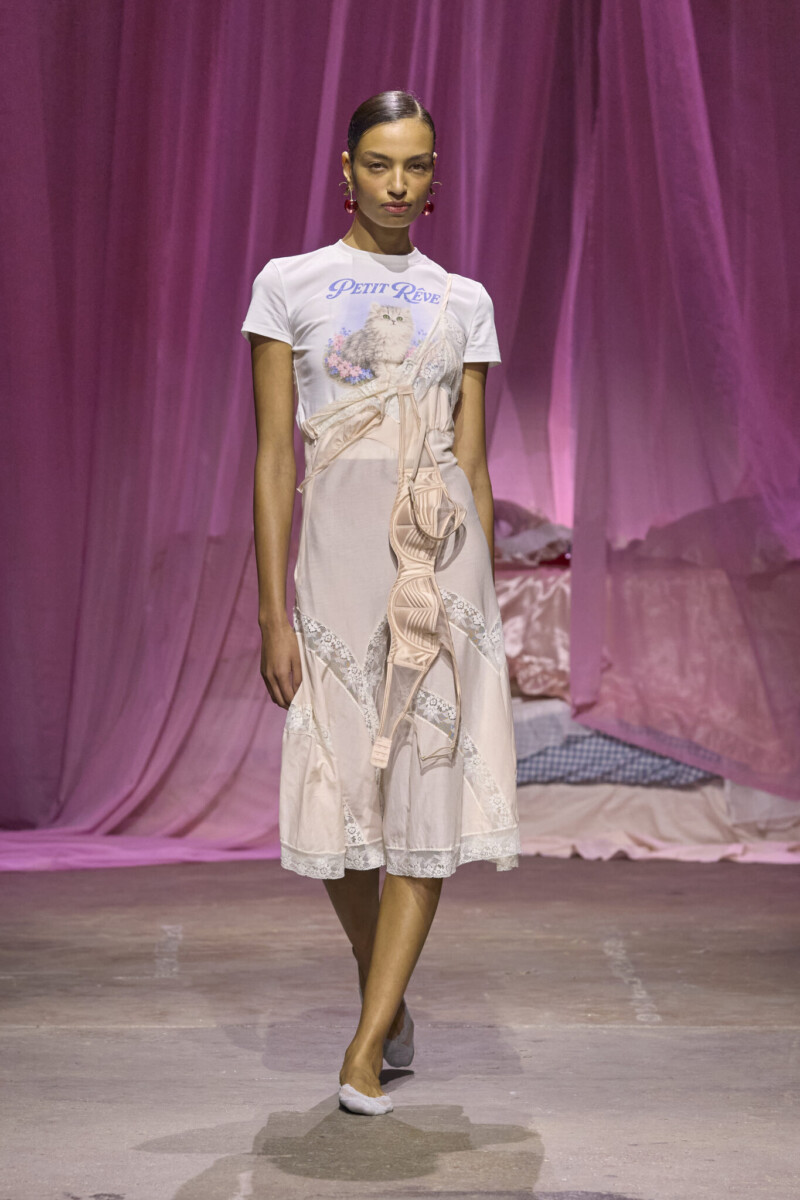 180 Strand London, 19th September 2026. A model walks in the Yuhan Wang Runway Show. © Olu Ogunshakin / Chris Yates Media