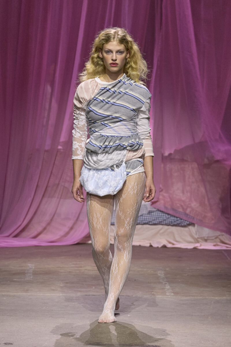 180 Strand London, 19th September 2026. A model walks in the Yuhan Wang Runway Show. © Olu Ogunshakin / Chris Yates Media